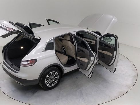 Used 2023 Lincoln Nautilus AWD w/ Premium Package image 46