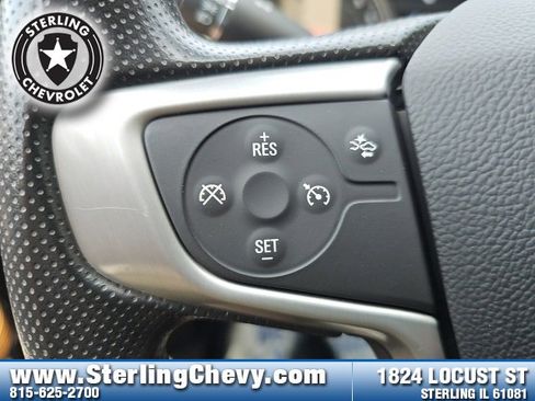 Used 2023 GMC Acadia SLE w/ LPO, Floor Liner Package image 18