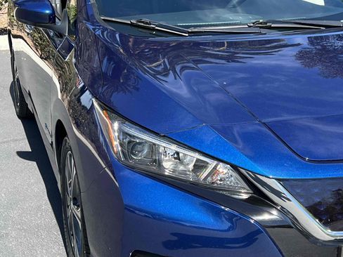 Used 2018 Nissan Leaf SV w/ Protection Package image 60