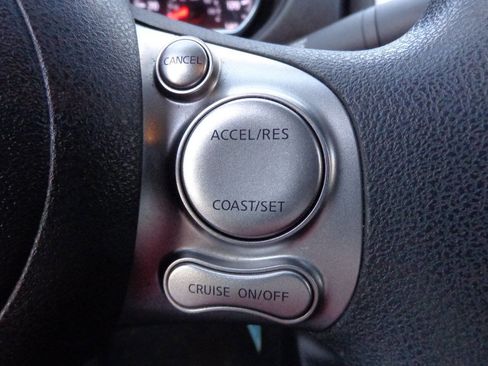 Used 2014 Nissan Versa SV w/ Convenience Package image 22