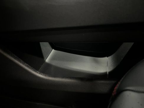 New 2026 Chevrolet Traverse RS w/ LPO, Floor Liner Package FWD image 27