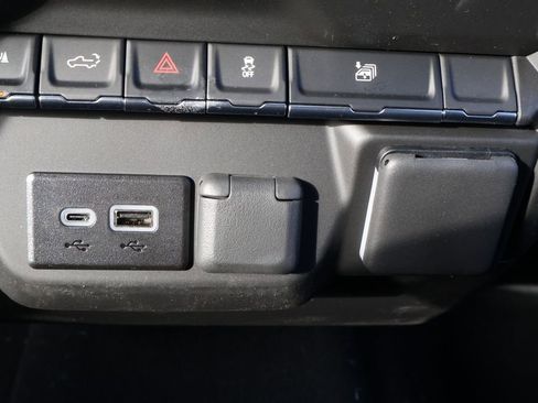 New 2026 Chevrolet Silverado 2500 Custom w/ Custom Value Package image 28