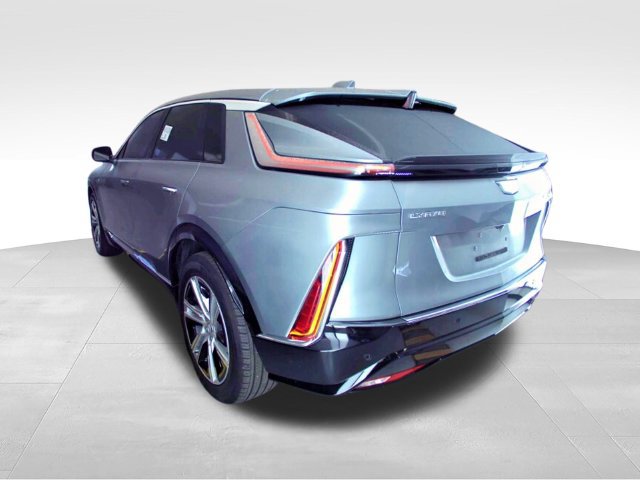 Used 2024 Cadillac Lyriq Tech AWD/4WD image 3