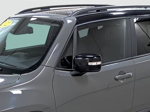 Used 2022 Jeep Renegade Limited w/ Sun, Sound & Wheels Group image 8