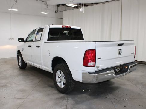 Used 2024 RAM 1500 Classic SLT AWD/4WD image 7