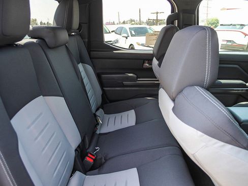 New 2025 Toyota Tacoma TRD Off-Road image 15