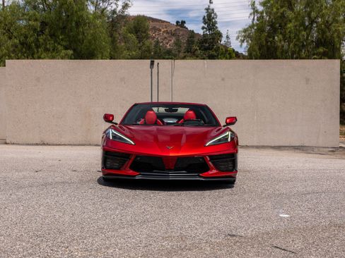 Used 2022 Chevrolet Corvette Stingray Preferred Conv w/ 2LT RWD image 2