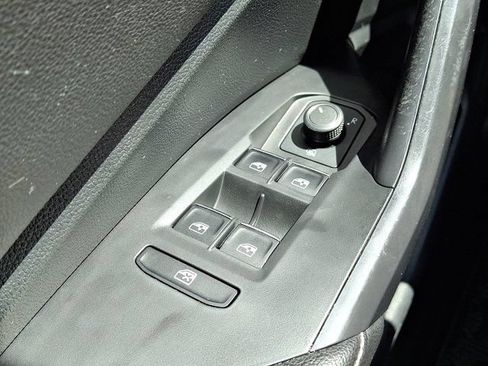 Certified 2024 Volkswagen Jetta Sport FWD image 29