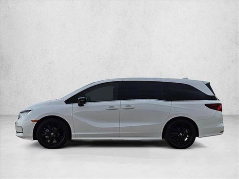 Used 2024 Honda Odyssey Sport image 9