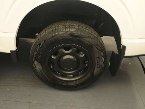 Certified 2025 Ford F150 XL AWD/4WD image 9