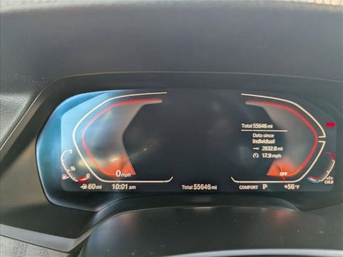 Used 2022 BMW X7 xDrive40i w/ Premium Package image 11