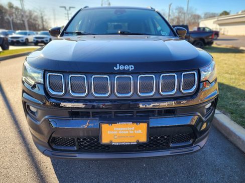 Certified 2022 Jeep Compass Latitude w/ Sun and Sound Group image 23