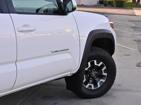 Used 2021 Toyota Tacoma TRD Off-Road w/ Technology Package image 46