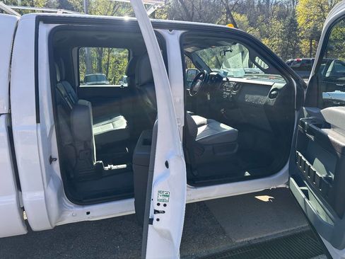 Used 2012 Ford F250 XL w/ PWR Equipment Group image 7