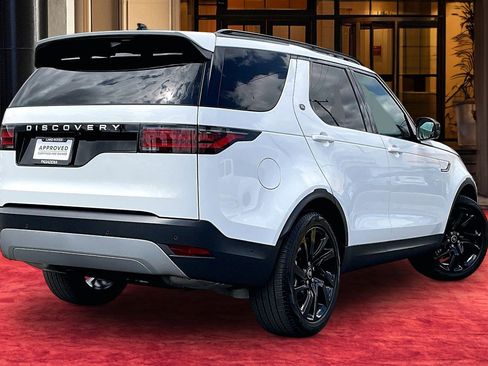 Certified 2025 Land Rover Discovery S AWD/4WD image 12