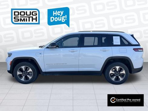 Used 2024 Jeep Grand Cherokee Limited 4xe AWD/4WD image 3