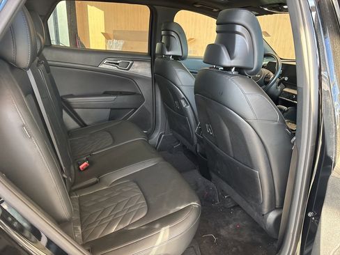 Used 2024 Kia Sportage X-Line w/ X-Line Premium Package image 21