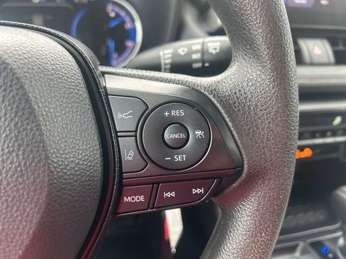 Used 2024 Toyota RAV4 LE image 25