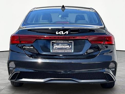 Used 2023 Kia Forte LXS FWD image 5