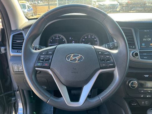Used 2018 Hyundai Tucson Sport image 28