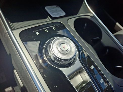 New 2026 Kia Carnival SX FWD image 10