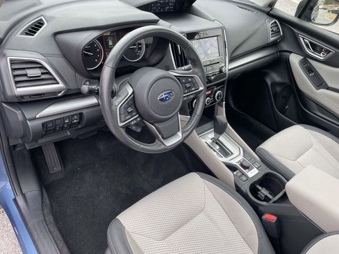 Used 2019 Subaru Forester Premium image 17
