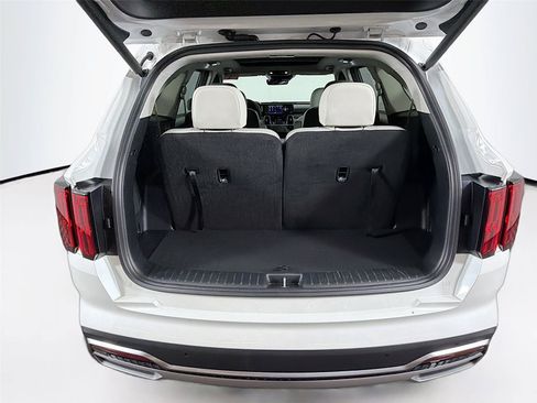 Used 2023 Kia Sorento SX Prestige w/ Panoramic Sunroof Package AWD/4WD image 14