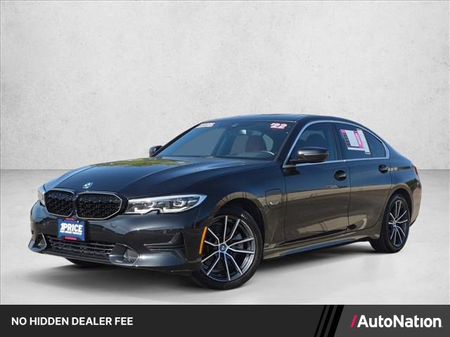 Used 2022 BMW 330e w/ Premium Package RWD image 1