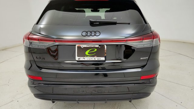 Used 2025 Audi Q4 e-tron Premium w/ Convenience Package AWD/4WD image 28