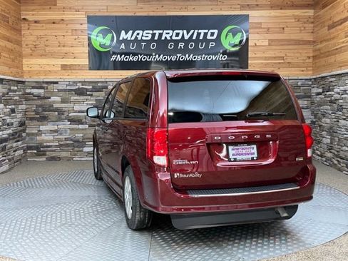 Used 2019 Dodge Grand Caravan SE w/ Power Convenience Group I FWD image 8