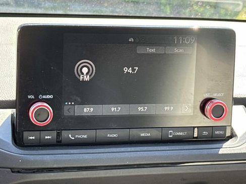 Used 2025 Honda Accord SE image 20
