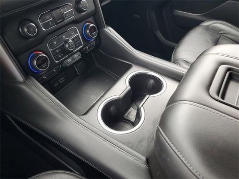 Certified 2021 Chevrolet Tahoe LT w/ LT Signature Package image 31