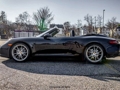 Used 2017 Porsche 911 Carrera image 3