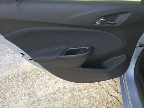 Used 2017 Chevrolet Cruze LT w/ Convenience Package image 23