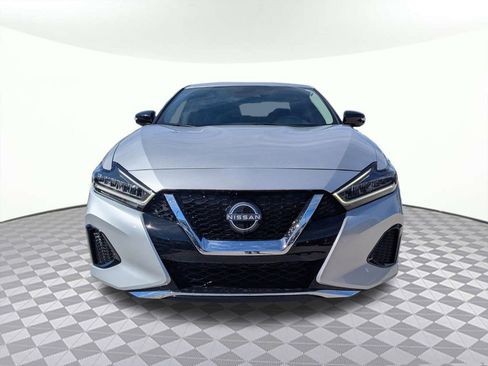 Used 2023 Nissan Maxima SV w/ Floor Mat Group image 8