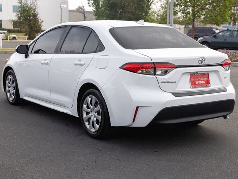 Certified 2025 Toyota Corolla LE image 7