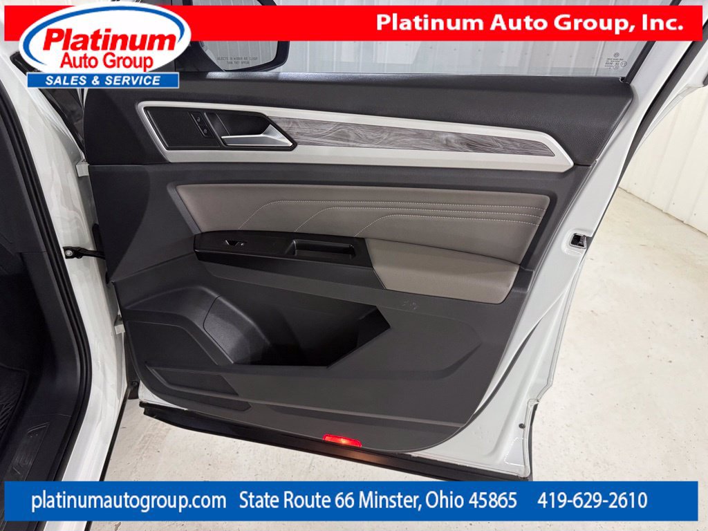 Used 2021 Volkswagen Atlas Cross Sport SE AWD/4WD image 43