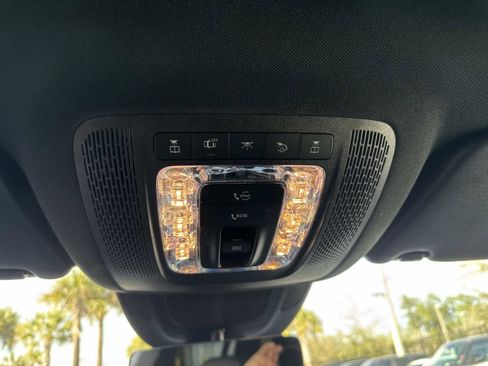 Used 2025 Mercedes-Benz GLS 450 4MATIC image 29