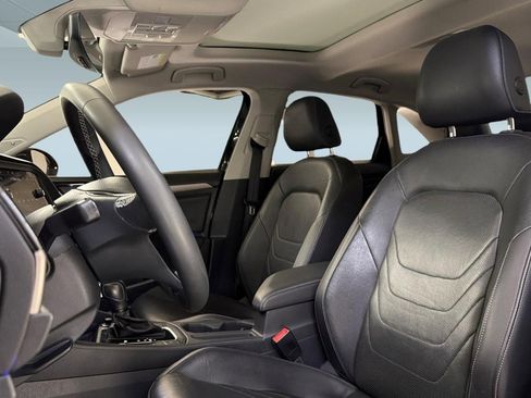 Used 2021 Volkswagen Jetta SEL Premium FWD image 22