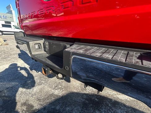 Used 2024 Ford F250 Lariat w/ Chrome Package image 8