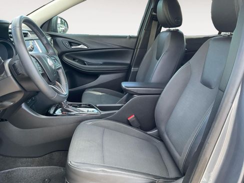 Certified 2021 Buick Encore GX Preferred AWD/4WD image 9