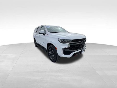 Used 2022 Chevrolet Tahoe Z71 w/ Off-Road Capability Package image 2