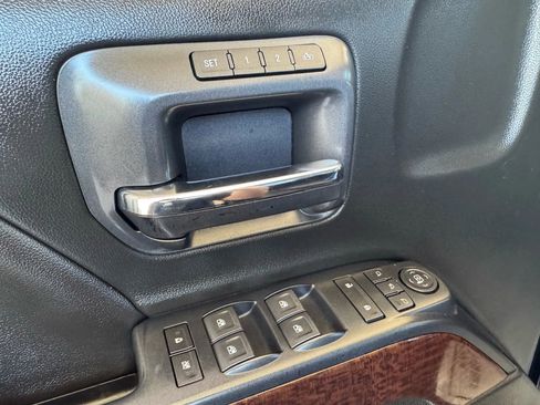 Used 2016 Ford F350 King Ranch w/ King Ranch w/Chrome Package image 16