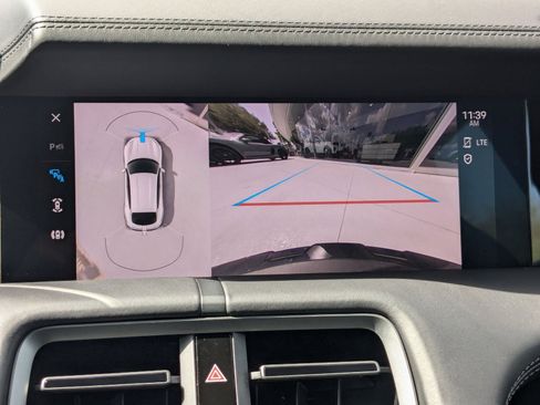 New 2024 Porsche Taycan 4S AWD/4WD image 18