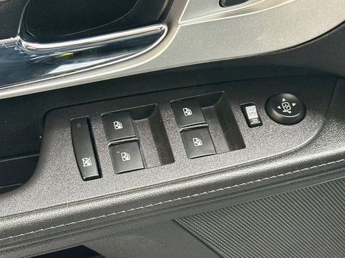 Used 2016 Chevrolet Equinox LT w/ Convenience Package FWD image 14