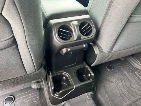Used 2024 Jeep Wrangler Unlimited Sport AWD/4WD image 23