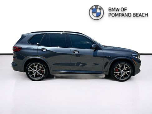 Used 2022 BMW X5 xDrive45e w/ M Sport Package AWD/4WD image 8