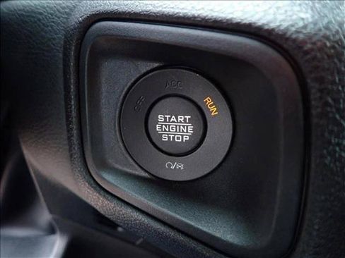 New 2025 Jeep Gladiator Sport AWD/4WD image 21