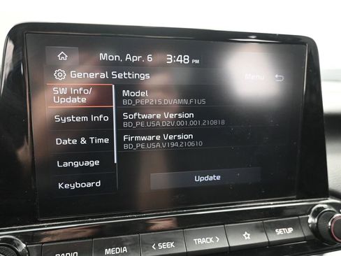 Used 2022 Kia Forte LXS image 12