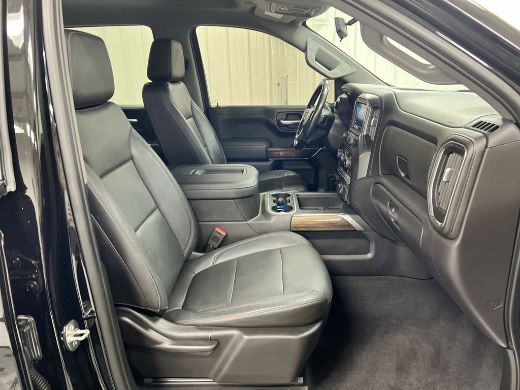 Used 2019 Chevrolet Silverado 1500 RST AWD/4WD image 21